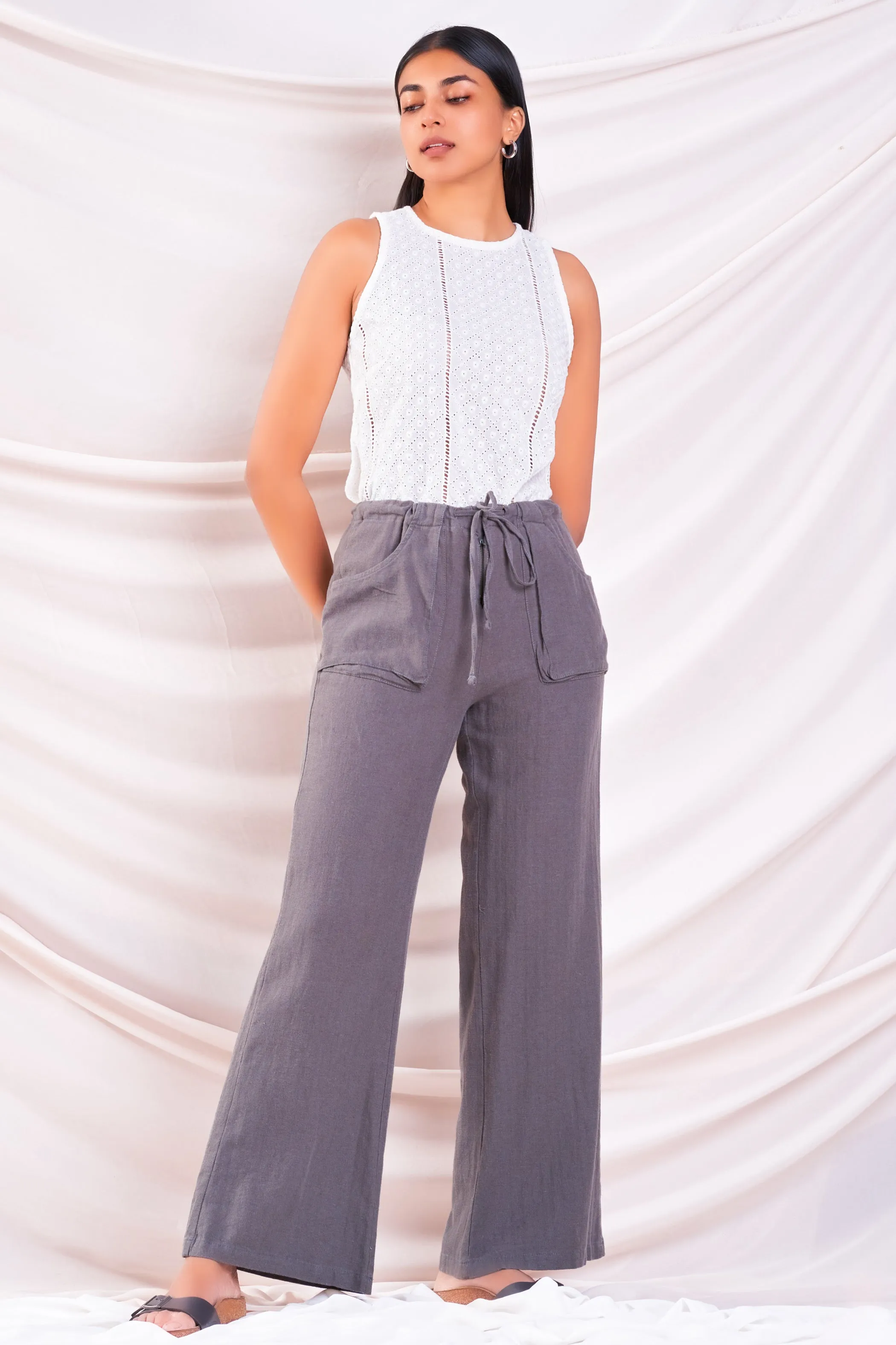 Box Pocket Detail Linen Pant