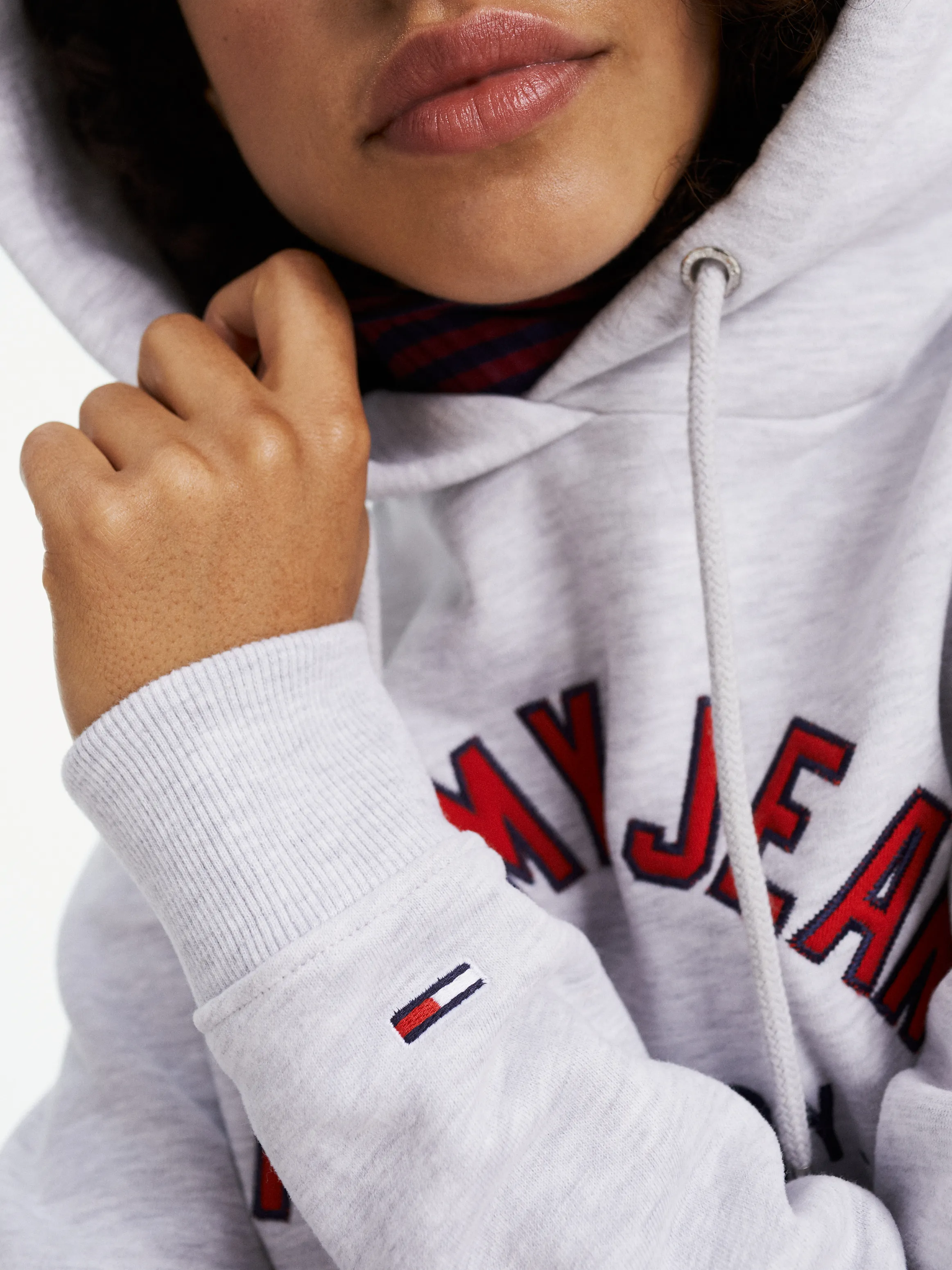 Embroidered Logo Cropped Hoodies | Hoodies | Tommy Hilfiger