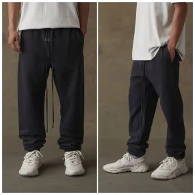 FEAR OF GOD Essentials Felt Logo Sweat Pants Black