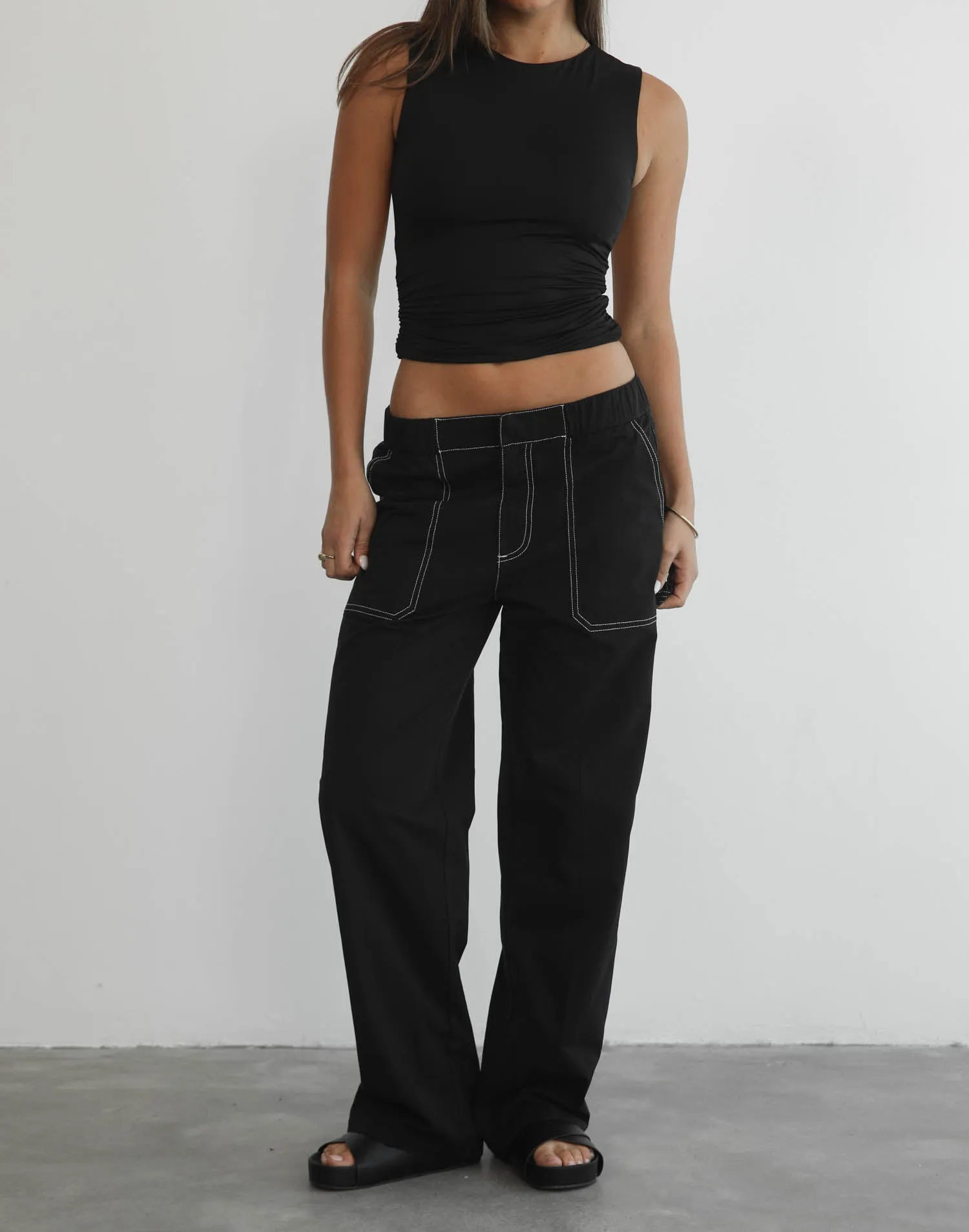 Fountain Tailored Pant (Onyx) - By Lioness