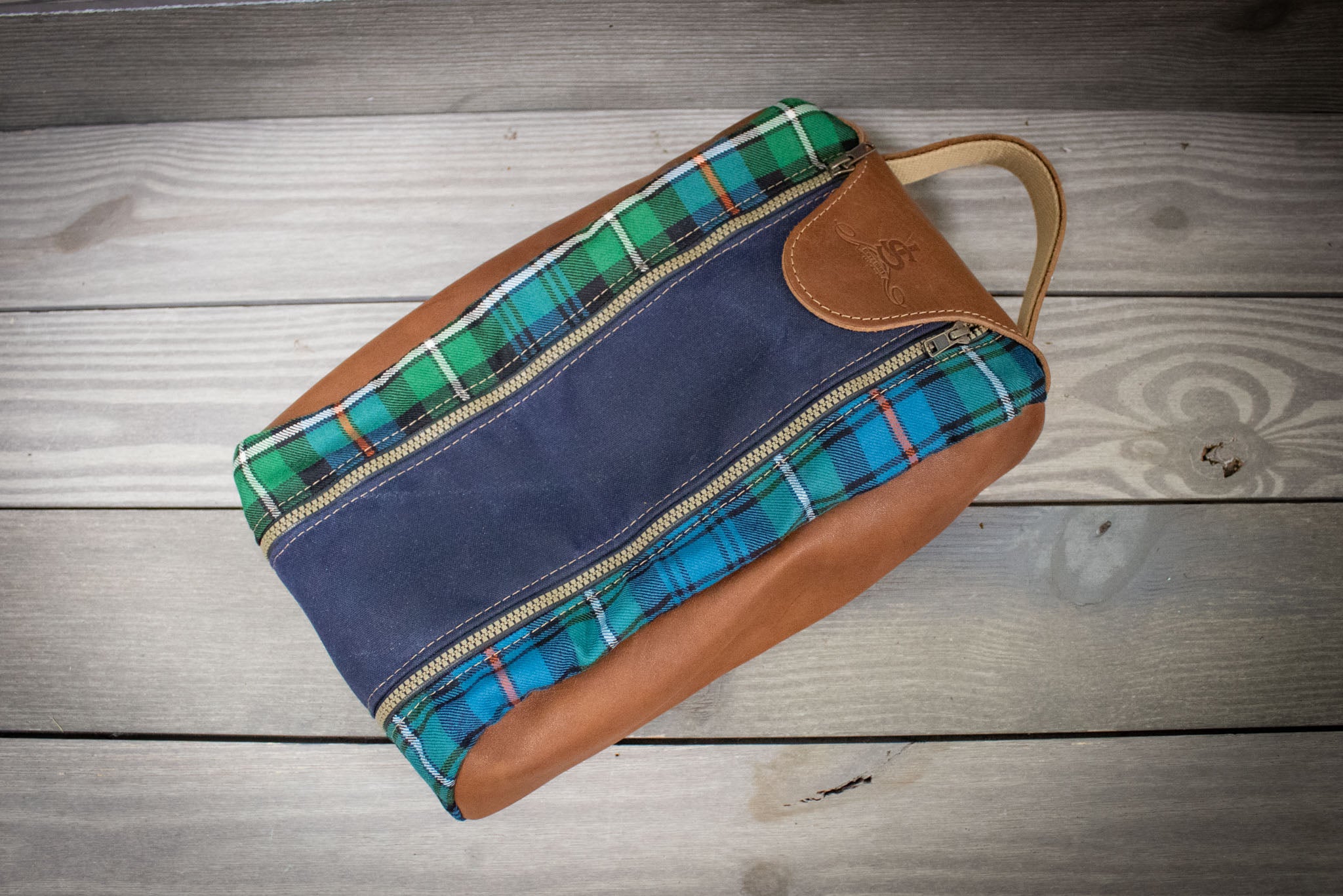 Mackenzie OC Tartan and Navy with Natural Leather Shoe Bag