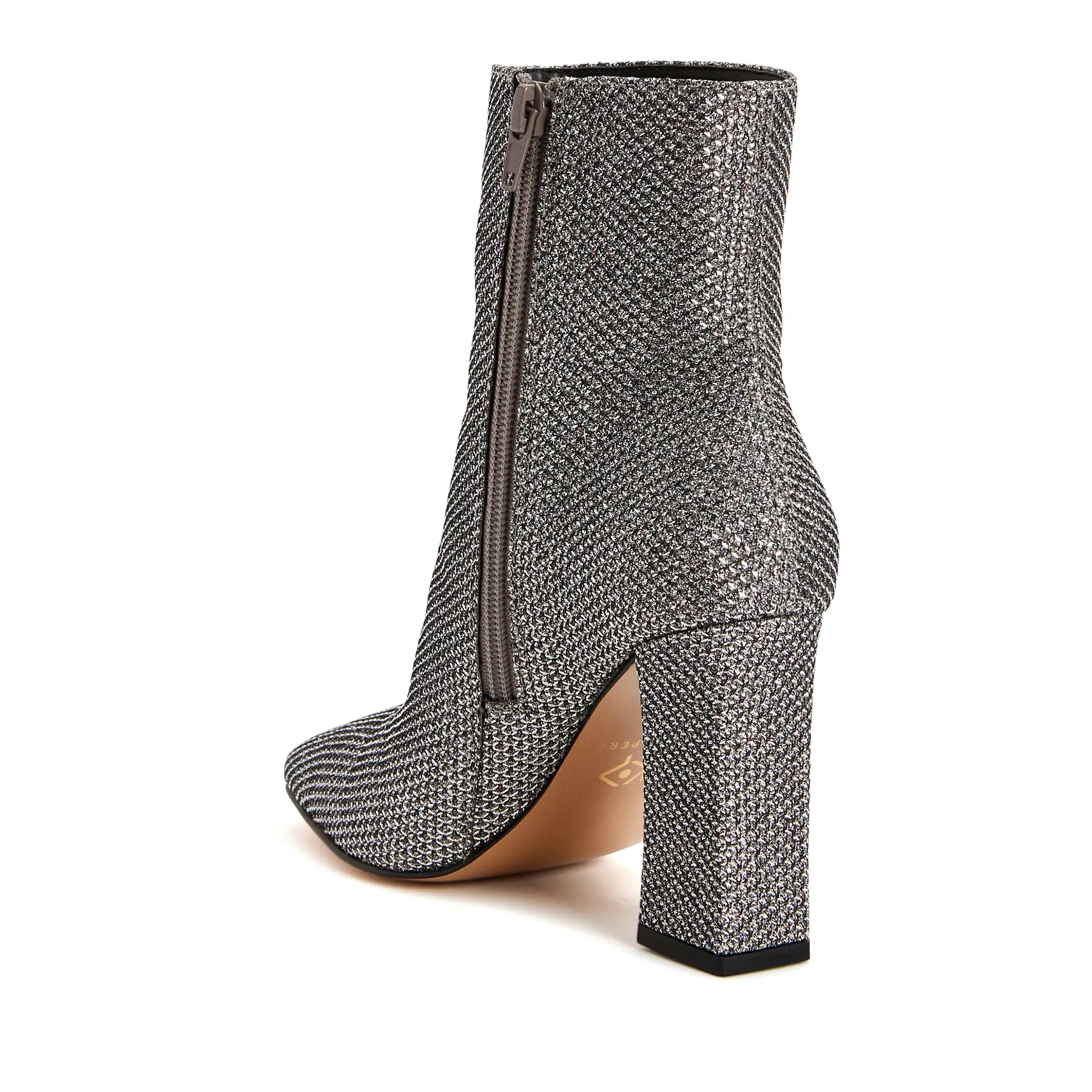 THE LUVLIE BOOTIE