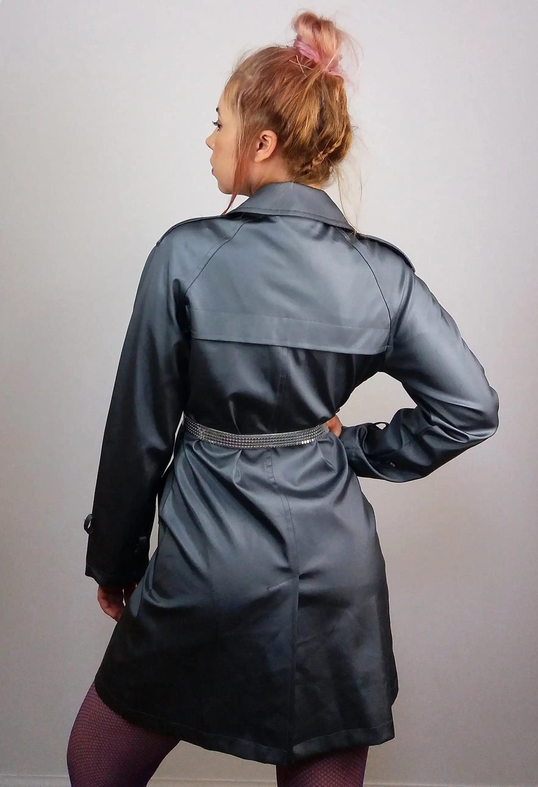 Y2K Shiny Trench-coat PVC in Liquid Grey - size XS-S